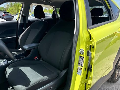 Used 2024 Hyundai Kona SEL FWD image 9