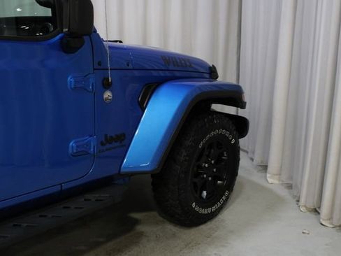 Used 2021 Jeep Gladiator Willys image 25