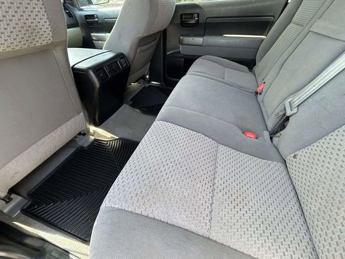 Used 2011 Toyota Tundra 4x4 CrewMax w/ Tow Pkg image 11