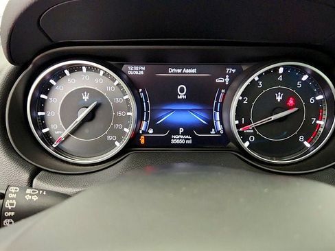 Used 2021 Maserati Levante S AWD/4WD image 16
