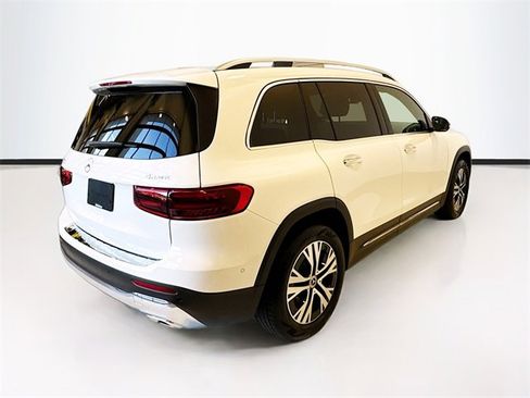 Certified 2025 Mercedes-Benz GLB 250 4MATIC image 5