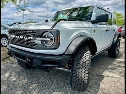 New 2025 Ford Bronco Badlands w/ Sasquatch Package