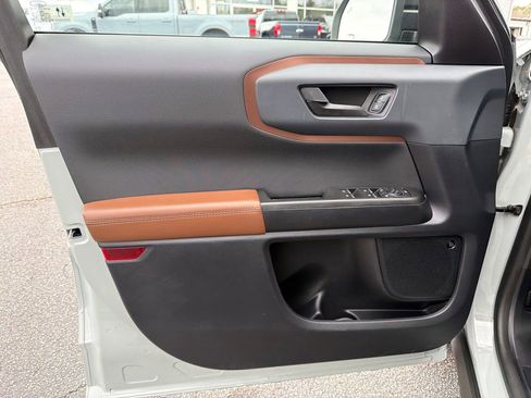 Used 2022 Ford Bronco Sport Outer Banks w/ Tech Package image 10