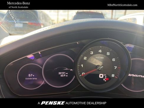 Used 2022 Porsche Panamera image 1