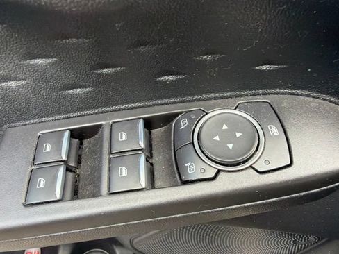 Used 2020 Ford Escape S AWD/4WD image 18