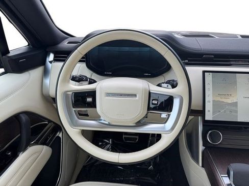 Used 2023 Land Rover Range Rover Long Wheelbase SE AWD/4WD image 15