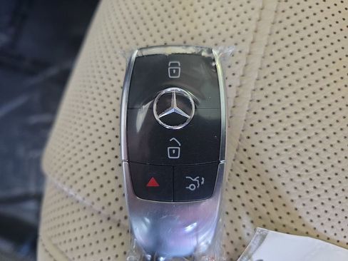 Certified 2022 Mercedes-Benz GLS 450 4MATIC image 40