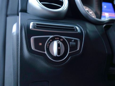 Used 2016 Mercedes-Benz GLC 300 4MATIC image 15