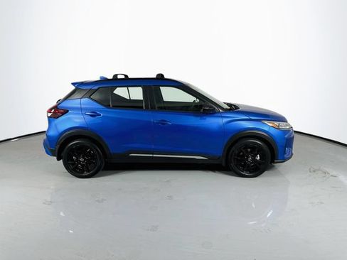 Used 2024 Nissan Kicks SR w/ Interior Electronics Package FWD image 10