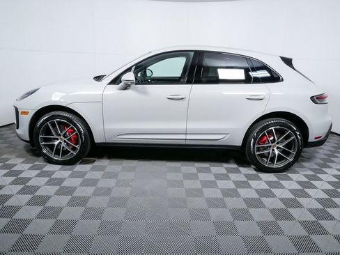New 2026 Porsche Macan S image 2