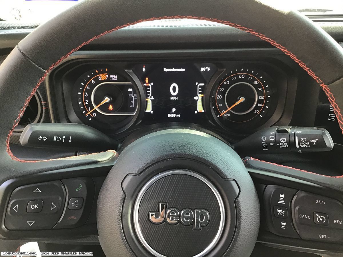 Used 2024 Jeep Wrangler Rubicon AWD/4WD image 13