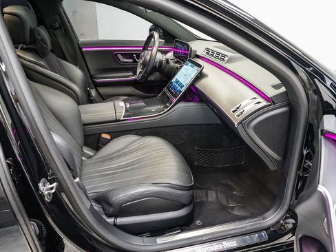 Used 2023 Mercedes-Benz S 500 4MATIC w/ AMG Line image 17