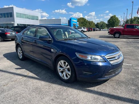 Used 2012 Ford Taurus SEL FWD image 2