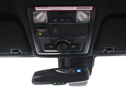 Used 2021 Toyota Tacoma TRD Off-Road AWD/4WD image 28