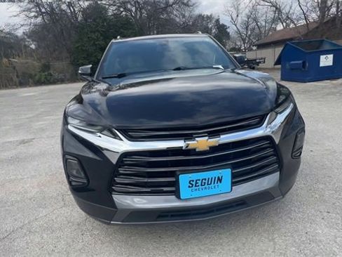 Certified 2022 Chevrolet Blazer Premier w/ Enhanced Convenience Package image 3