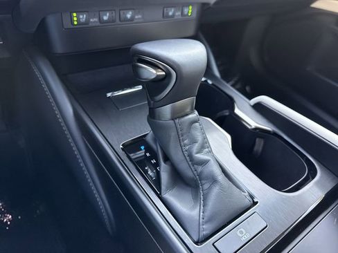 Certified 2025 Lexus ES 350 w/ Premium Package FWD image 20