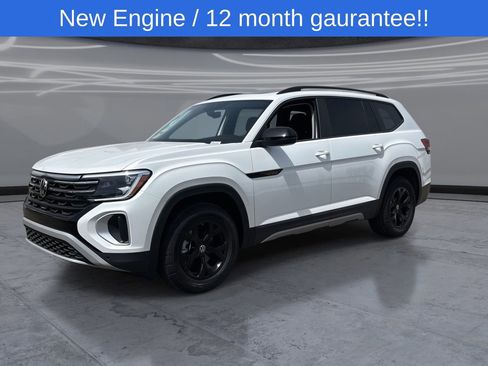 New 2026 Volkswagen Atlas Peak Edition AWD/4WD image 3