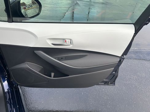 Certified 2026 Toyota Corolla SE image 27