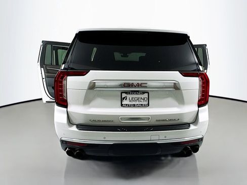 Used 2021 GMC Yukon XL Denali w/ Denali Premium Package AWD/4WD image 31