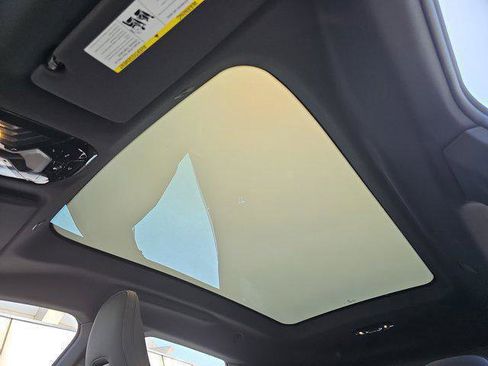 New 2026 BMW iX xDrive60 w/ Executive Package image 31