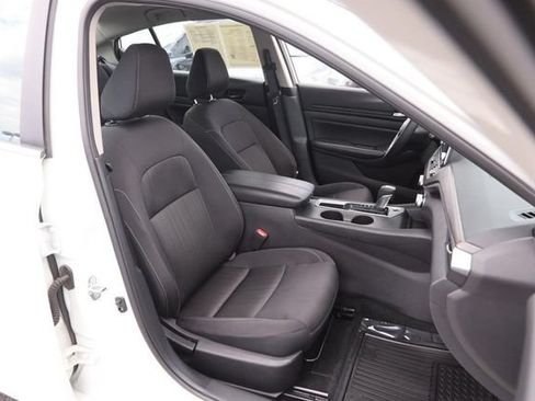 Certified 2025 Nissan Altima 2.5 SV FWD image 26