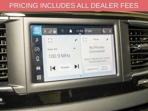Used 2023 Chrysler Voyager LX FWD image 12