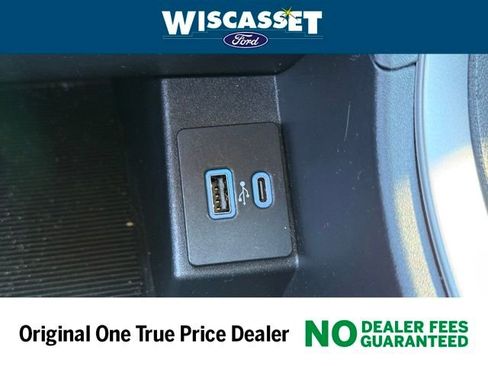 Certified 2022 Ford Edge SE image 10