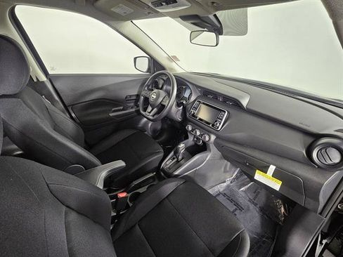 New 2025 Nissan Kicks S image 14