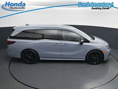 Used 2025 Honda Odyssey Sport-L image 29