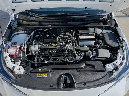 Used 2025 Toyota Corolla Hatchback image 27