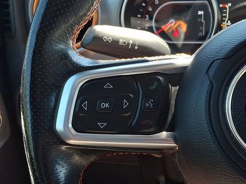 Used 2020 Jeep Gladiator Mojave AWD/4WD image 27