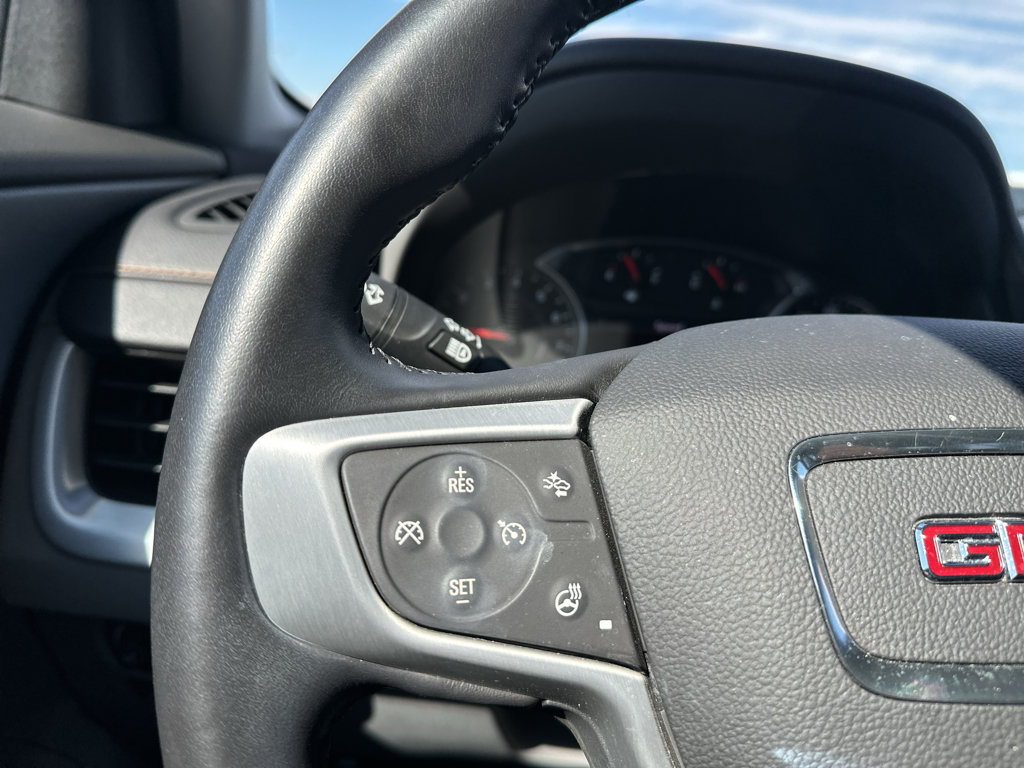 Used 2021 GMC Terrain SLT w/ Infotainment Package II AWD/4WD image 28