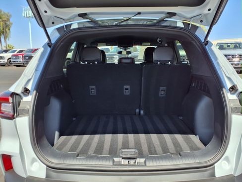 Certified 2025 Ford Escape ST-Line FWD image 16