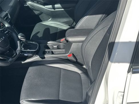 Used 2024 Kia Seltos SX image 20