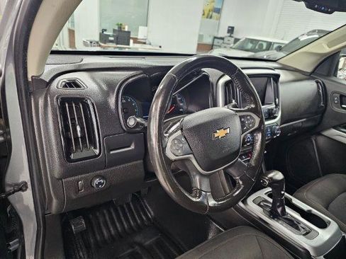 Used 2021 Chevrolet Colorado LT w/ Fleet Safety Package image 7