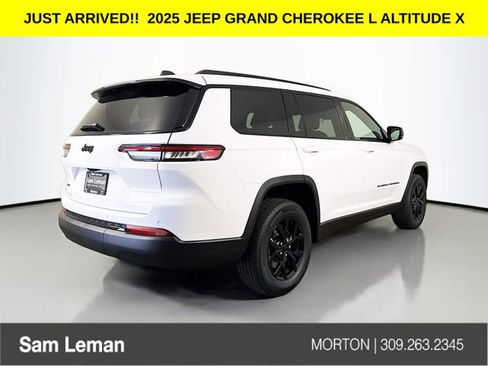New 2025 Jeep Grand Cherokee L Altitude image 7