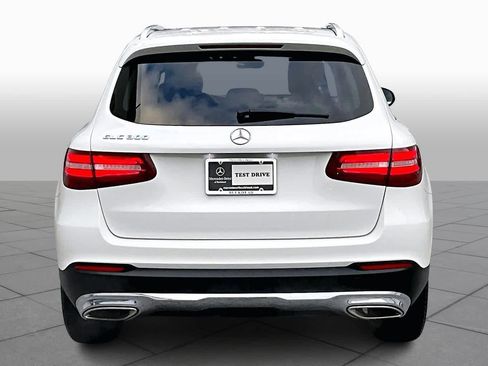 Used 2017 Mercedes-Benz GLC 300 image 4