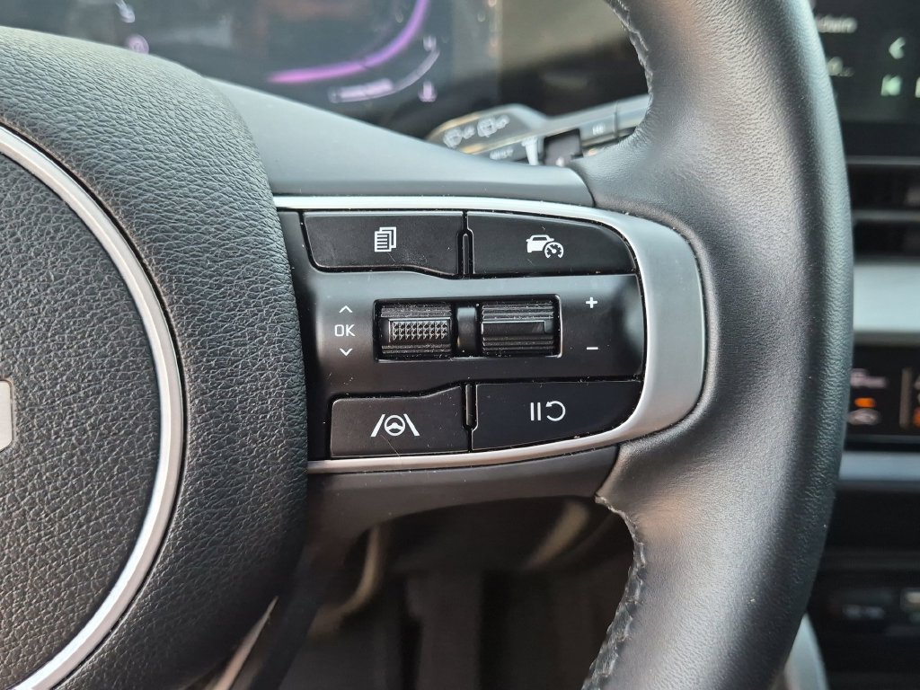 Used 2025 Kia Sportage X-Line w/ Premium Package AWD/4WD image 25