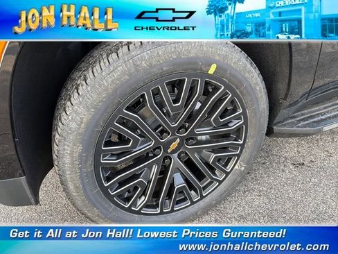 New 2026 Chevrolet Tahoe LS image 18