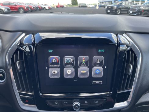 Used 2018 Chevrolet Traverse Premier w/ LPO, Floor Liner Package AWD/4WD image 41