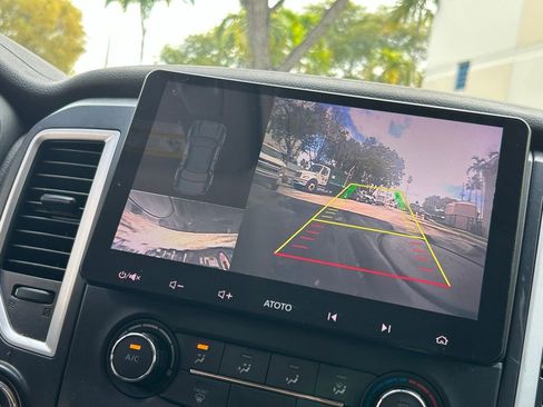 Used 2016 Nissan Titan S image 23