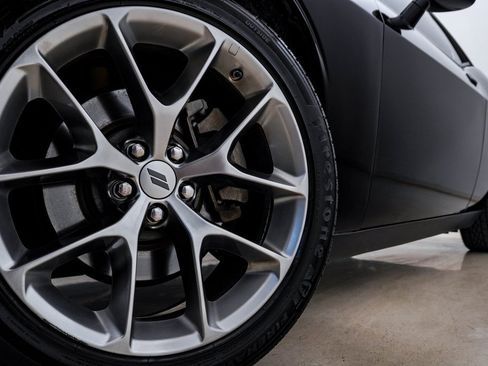 Used 2022 Dodge Challenger GT image 5