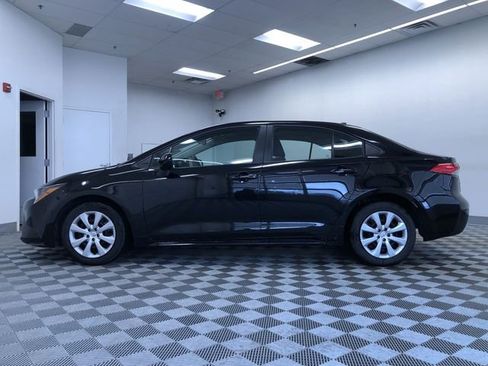 Certified 2025 Toyota Corolla LE image 11