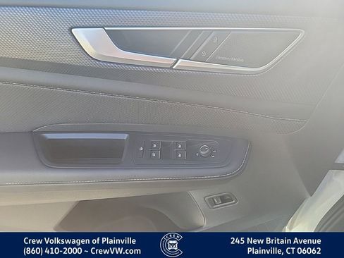 Certified 2025 Volkswagen Atlas Cross Sport SEL Premium R-Line image 38