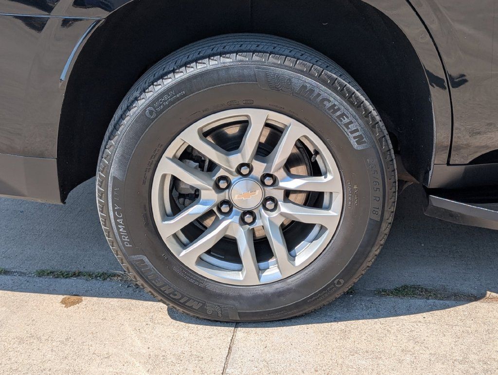 Used 2024 Chevrolet Tahoe LT AWD/4WD image 3