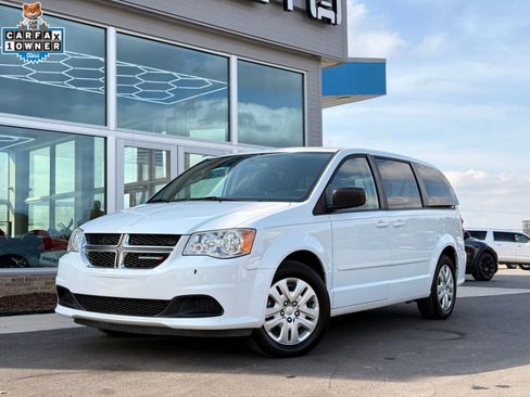 Used 2016 Dodge Grand Caravan SE w/ Quick Order Package 29E SE image 1
