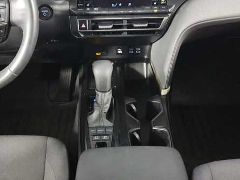 Used 2025 Toyota Camry LE w/ Convenience Package FWD image 24