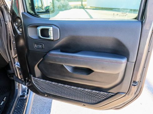 Used 2019 Jeep Wrangler Rubicon AWD/4WD image 22