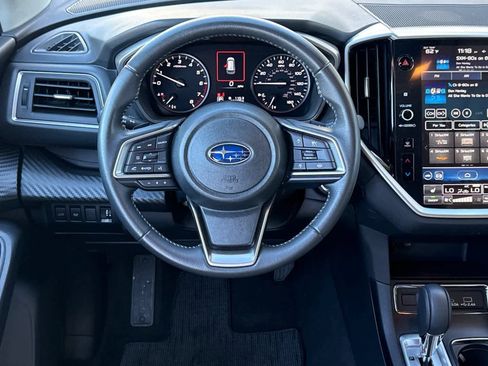 Used 2024 Subaru Ascent Premium w/ Convenience Package image 15