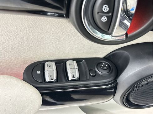 Used 2018 MINI Cooper S FWD image 40